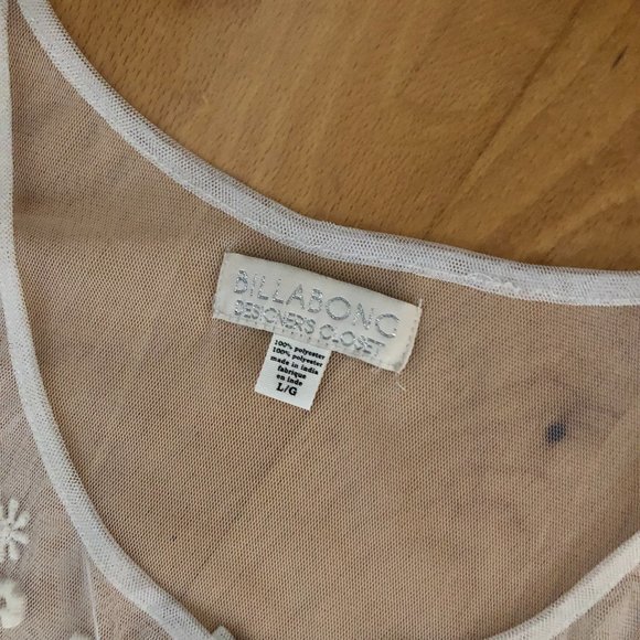 Ethereal Billabong Coverup - Picture 2 of 2